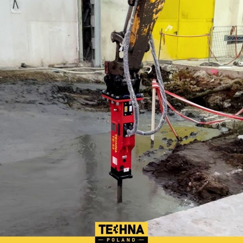 TE-45 hydraulinen iskuvasara minikaivinkoneeseen 1,2 t -3,0 t TE-45 hydraulinen iskuvasara minikaivinkoneeseen 1,2 t -3,0 t