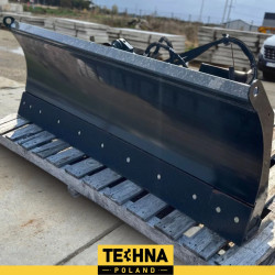 Lama da neve 218 cm con perno idraulico - adatta per macchine Bobcat, Gehl, Wacker Lama da neve 218 cm con perno idraulico - adatta per macchine Bobcat, Gehl, Wacker