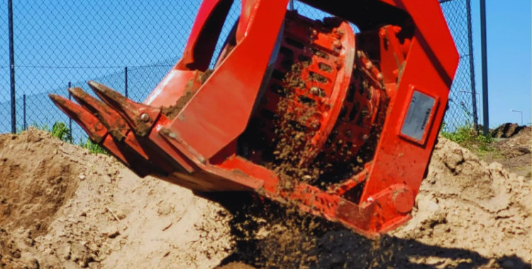 Eksploatacja i serwisowanie łyżek przesiewających – poradnik od Techna />
  </div>

                        