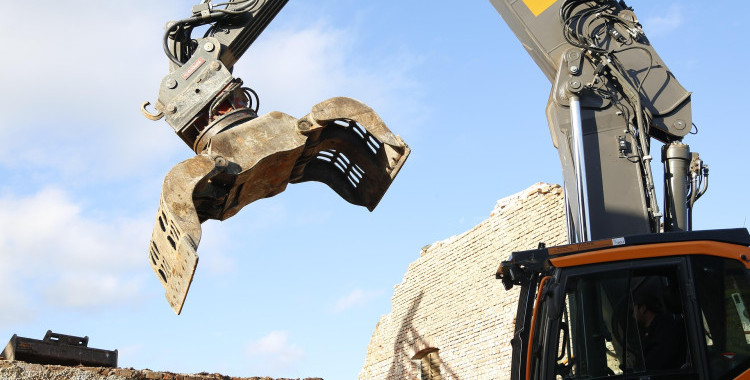 Jak działają chwytaki hydrauliczne – budowa i zasada działania />
  </div>

                        