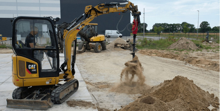 Zakup czy wynajem wiertnic hydraulicznych? />
  </div>

                        